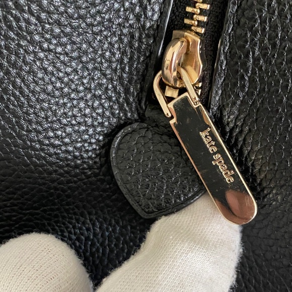 SOLD! KATE SPADE Knott Large Shoulder in Bag Black Pebbled Leather - Picture 13 of 17